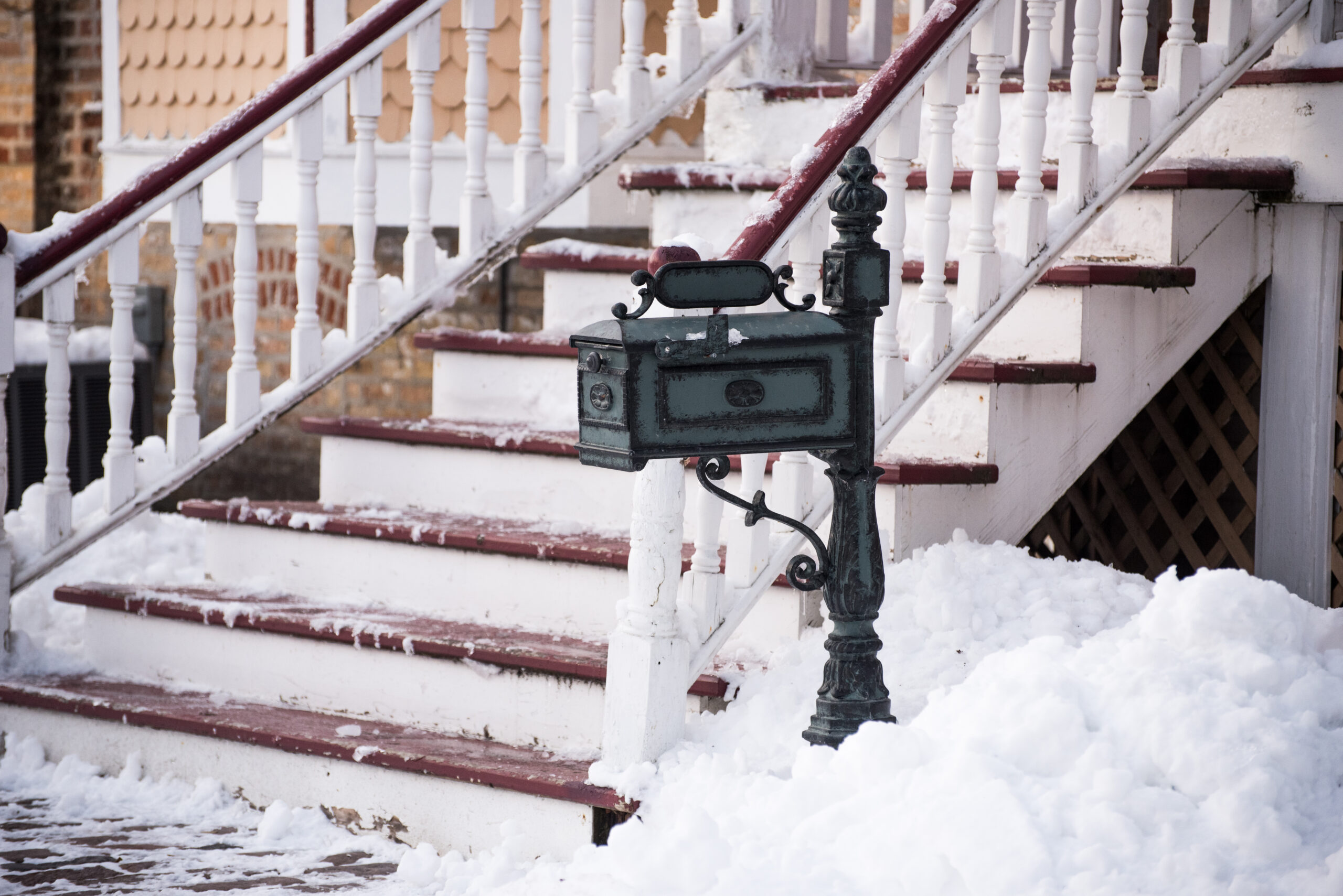 Is There Any Residential Setting Where You Would Choose Safe Thaw Over Safe Paw